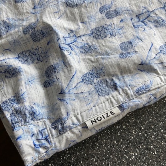 Mens Noize Pinapple Dress Shirt - Picture 5 of 7